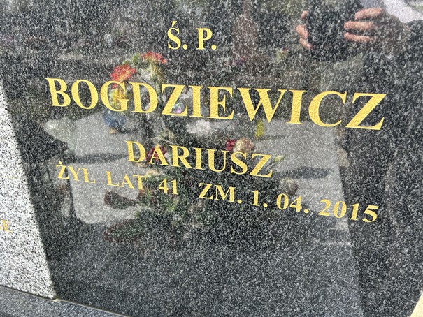 Dariusz BOGDZIEWICZ 1974 Ełk - Grobonet - Wyszukiwarka osób pochowanych