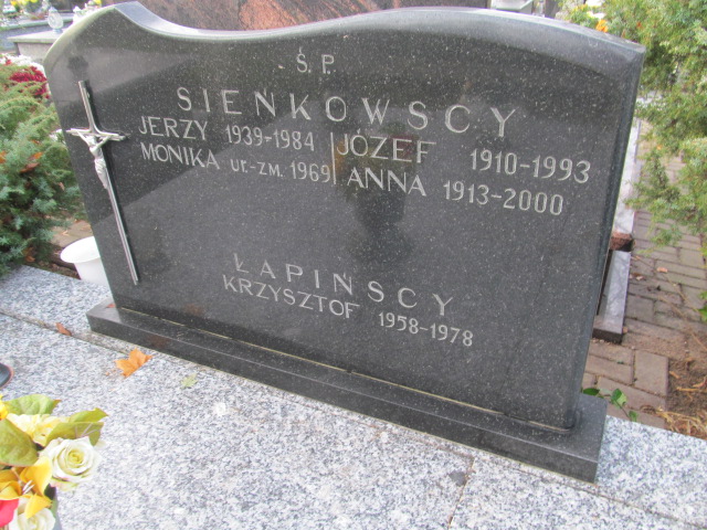 Jerzy Sieńkowski 1939 Ełk - Grobonet - Wyszukiwarka osób pochowanych