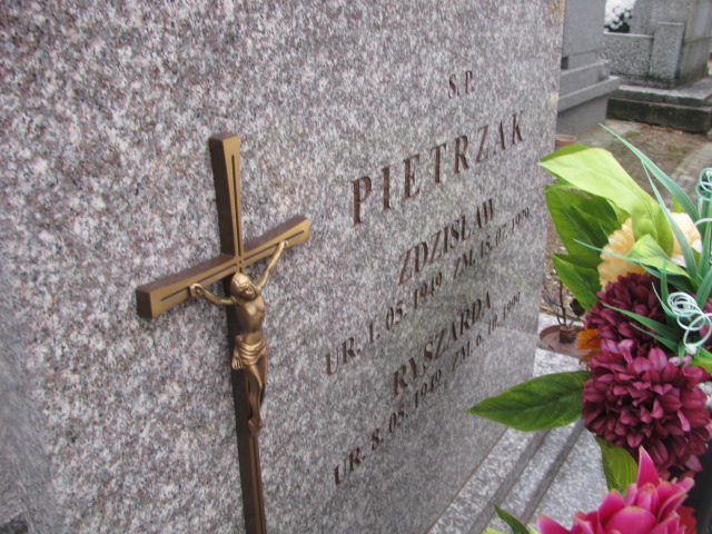 Ryszarda PIETRZAK 1949 Ełk - Grobonet - Wyszukiwarka osób pochowanych