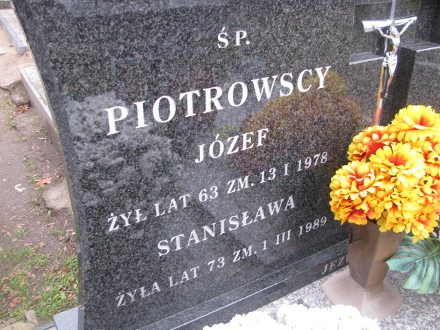 Józef Piotrowski 1916 Ełk - Grobonet - Wyszukiwarka osób pochowanych
