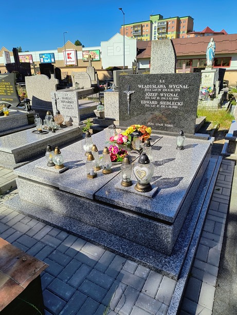 Grób JÓZEF WYGNAŁ