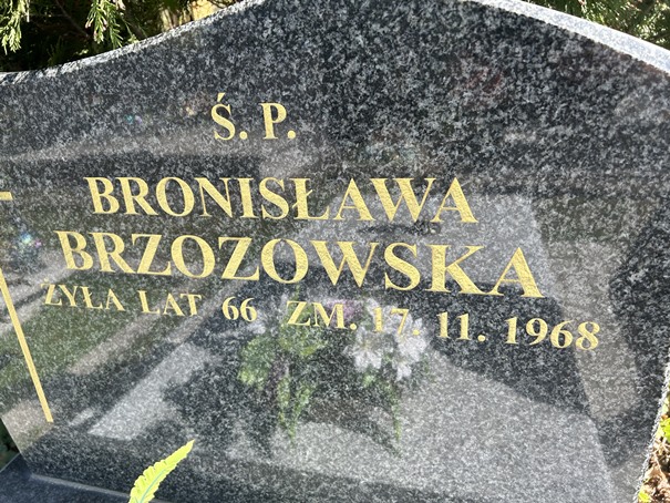 Bronisława BRZOZOWSKA 1902 Ełk - Grobonet - Wyszukiwarka osób pochowanych