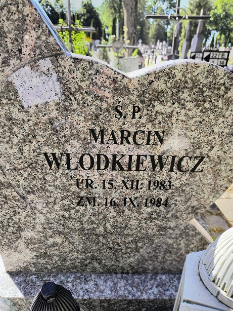 Marcin WŁODKIEWICZ 1983 Ełk - Grobonet - Wyszukiwarka osób pochowanych