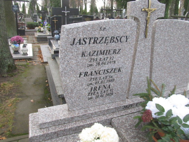 Irena Jastrzębska 1928 Ełk - Grobonet - Wyszukiwarka osób pochowanych
