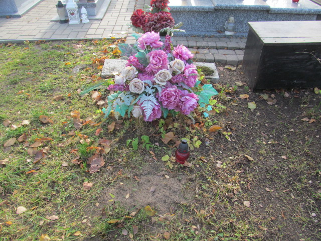  NN Ełk - Grobonet - Wyszukiwarka osób pochowanych