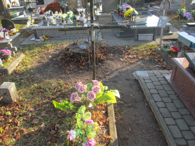  NN Ełk - Grobonet - Wyszukiwarka osób pochowanych