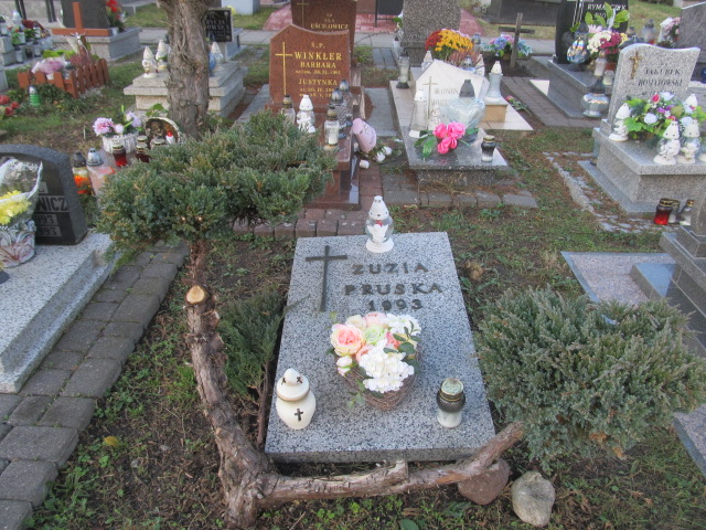 Grób ZUZANNA PRUSKA