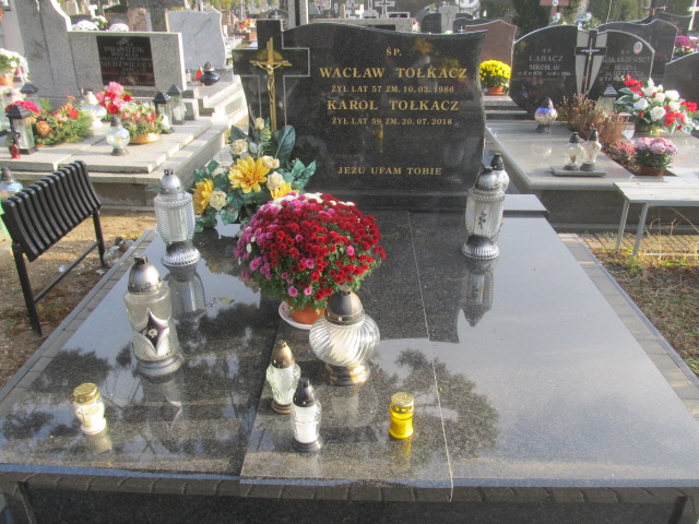 Grób KAROL  TOŁKACZ