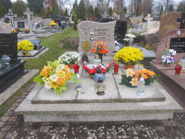 Grób JANINA JURKOWSKA