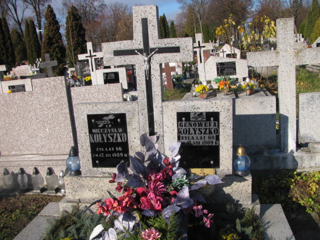 Grób DANUTA PIOTROWSKA