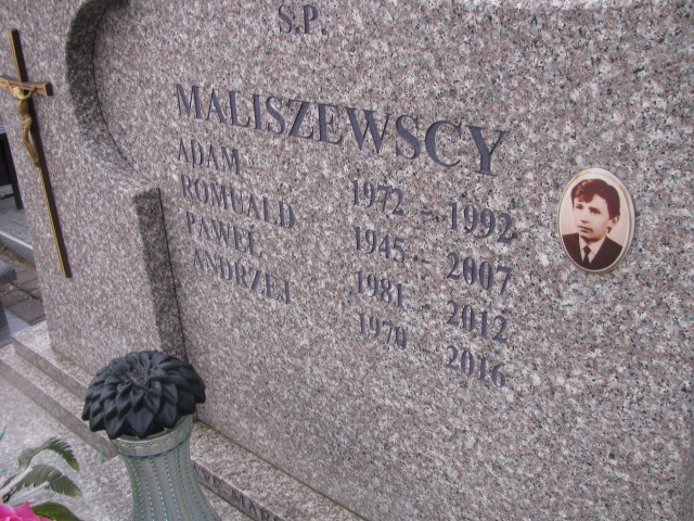 Andrzej MALISZEWSKI 1970 Ełk - Grobonet - Wyszukiwarka osób pochowanych