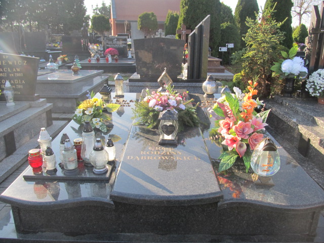 Grób Józef Dąbrowski