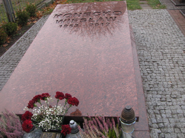 Grób WIESŁAW KONECKO
