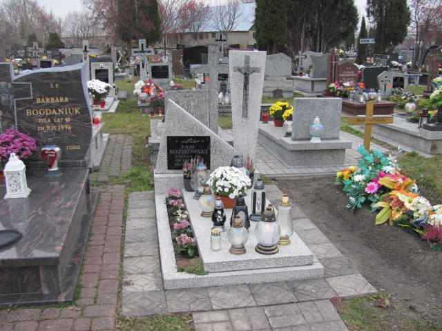 Grób JAN KOZIKOWSKI