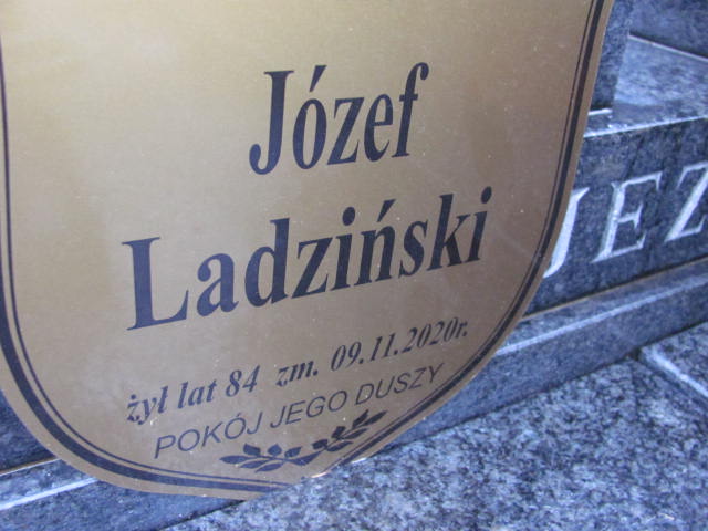 Jan LADZIŃSKI Ełk - Grobonet - Wyszukiwarka osób pochowanych