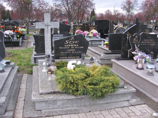 Grób LEON SYCZ