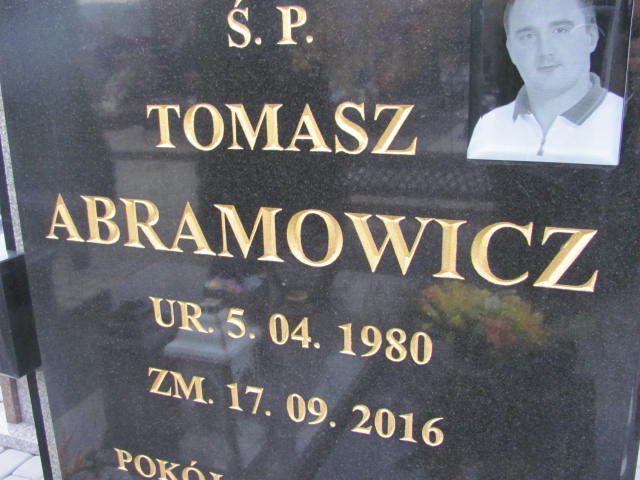 Tomasz ABRAMOWICZ 1980 Ełk - Grobonet - Wyszukiwarka osób pochowanych