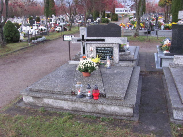 Grób ANTONI KOWALEWSKI
