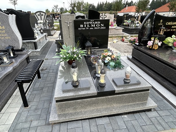 Grób Edward Bilmon