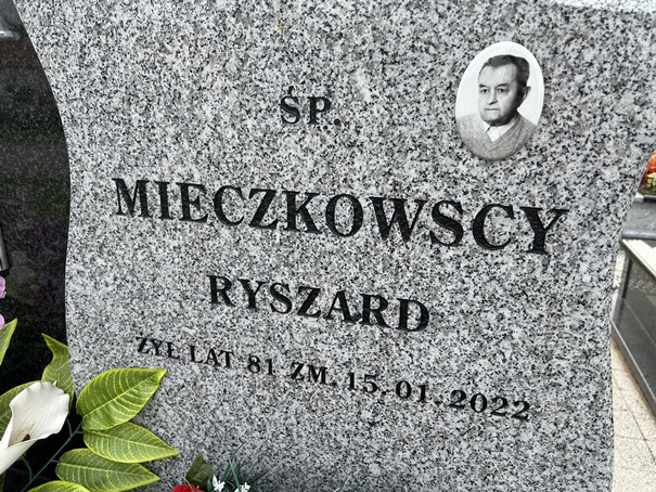 Ryszard Mieczkowski 1940 Ełk - Grobonet - Wyszukiwarka osób pochowanych