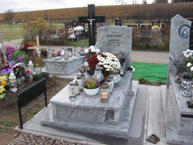 Grób BOŻENA BOSKO