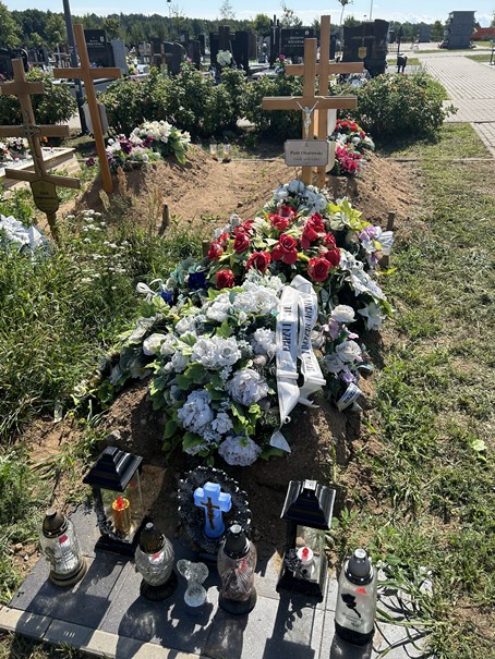 Grób Piotr Okurowski