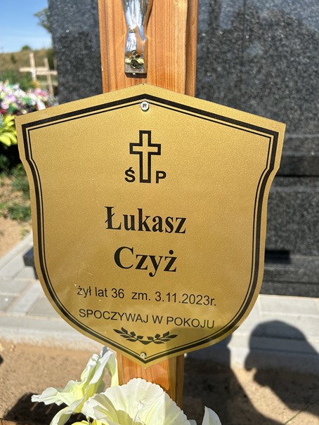 Łukasz Czyż 1987 Ełk - Grobonet - Wyszukiwarka osób pochowanych